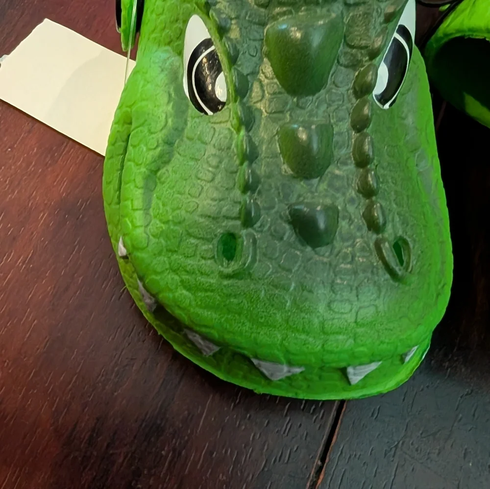 New 5 Toddler Gator/Crocodile Clogs